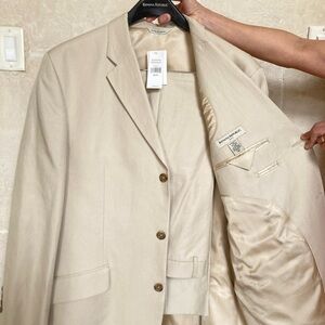 NWT Banana Republic Men’s Beige Blazer